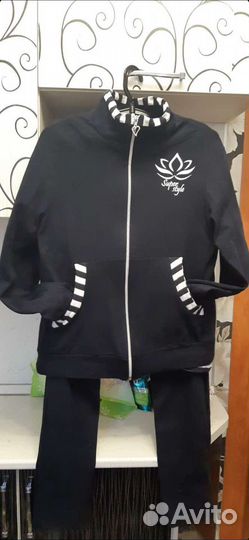 Спортивный костюм 46р