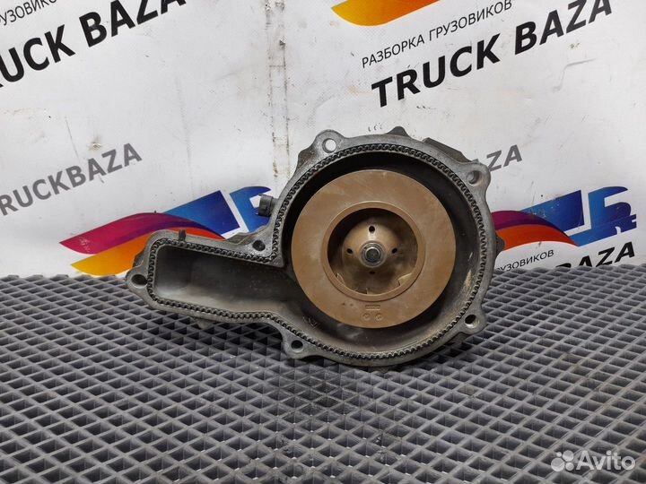 Насос водяной (помпа) Renault T, Volvo FH