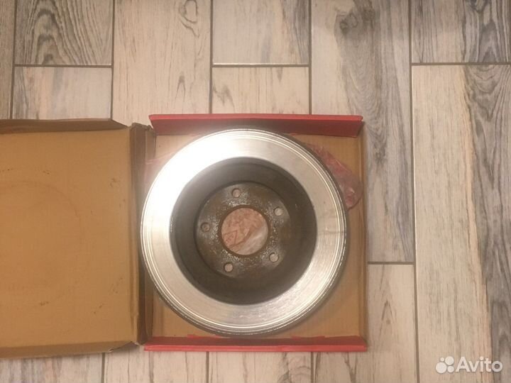 Тормозные диски, передние