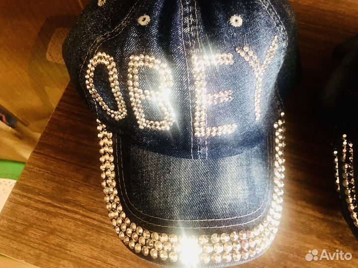 Кепка джинсовая с стразами и камнями