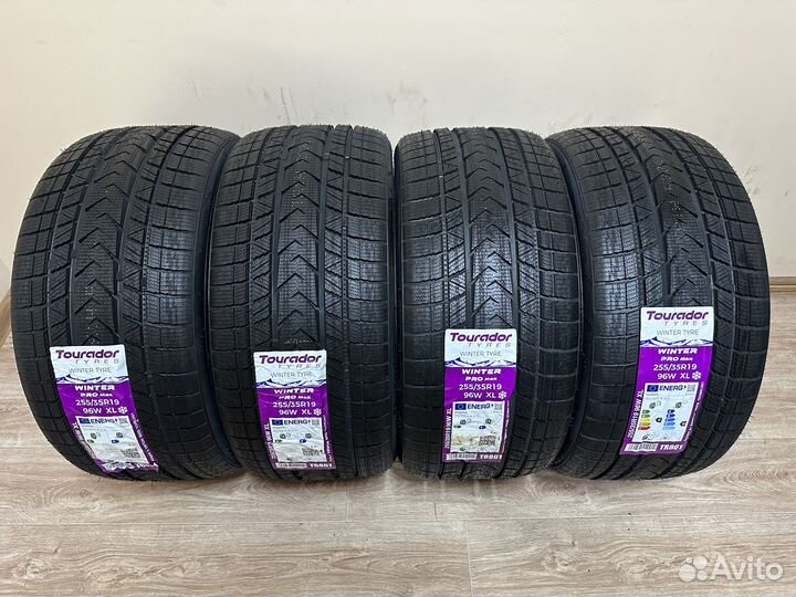 Tourador Winter Pro Max 255/35 R19 99V