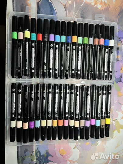 Акриловые маркеры artinza