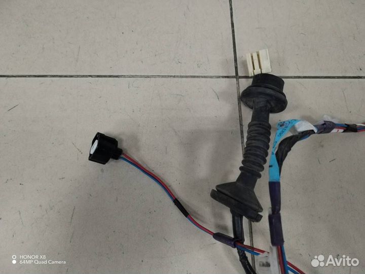 Проводка двери Toyota Corolla E120 2001-2007