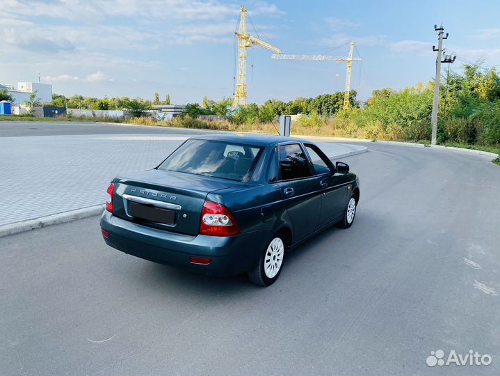 LADA Priora 1.6 МТ, 2010, 180 000 км