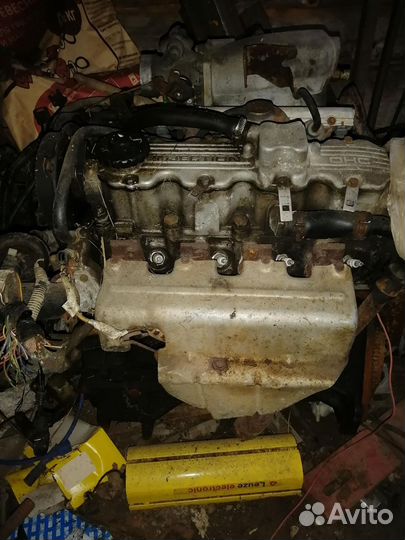 Двигатель C20LE