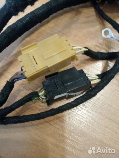 Проводка (коса) двери багажника Volkswagen Polo