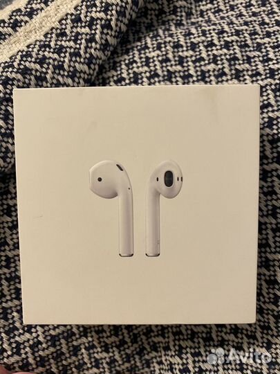 Наушники Apple AirPods (2-го поколения)