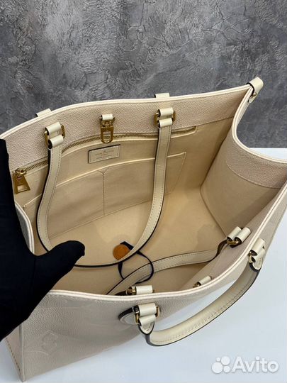 Сумка женская тоут Louis Vuitton Onthego бежевая