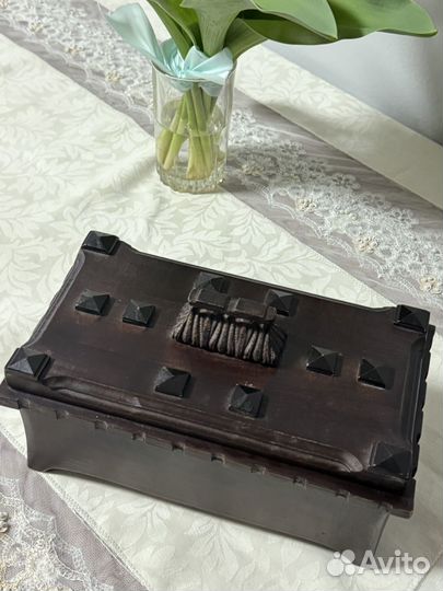 Шкатулка для украшений