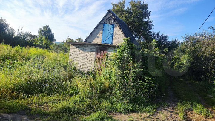 Дача 23 м² на участке 8 сот.