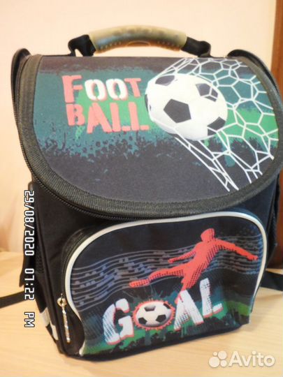 Школьный рюкзак