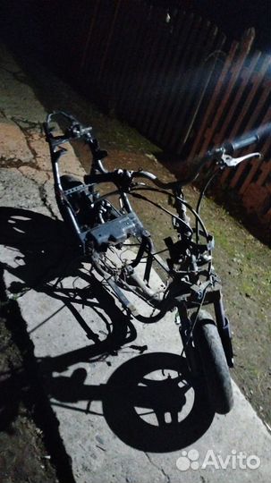 Продам скутер suzuki lets 2