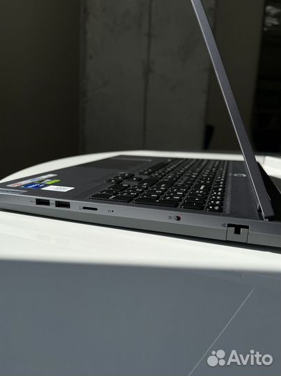 Новый Ноутбук Lenovo Legion Y7000P/i7-14700H