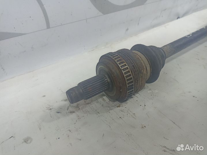 Привод задний левый BMW E90