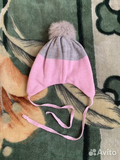 Шапки д/с на девочку 46-48размер