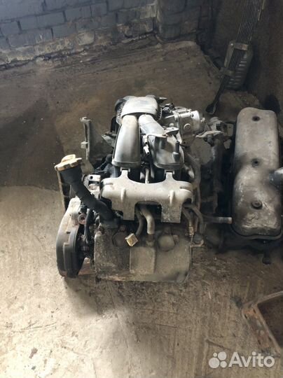 Двигатешь Subaru outback 2.5
