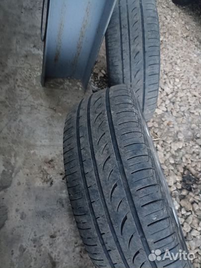 Pirelli Cinturato CN36 195/50 R15 и 195/50 R15