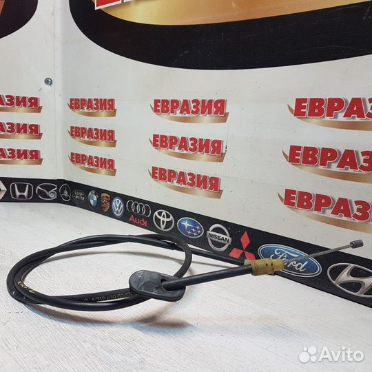 Трос стояночного тормоза Mercedes-Benz E-Class