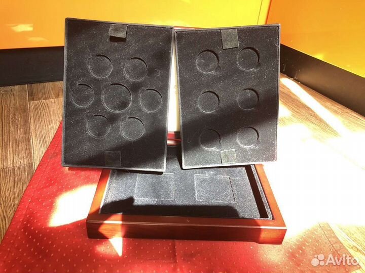 Шкатулка для монет