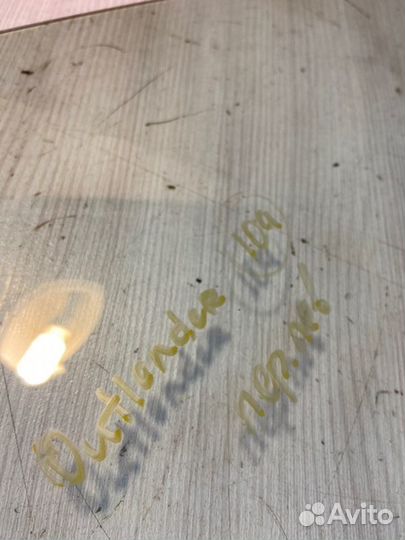 Стекло переднее левое Mitsubishi Outlander CU 4G69