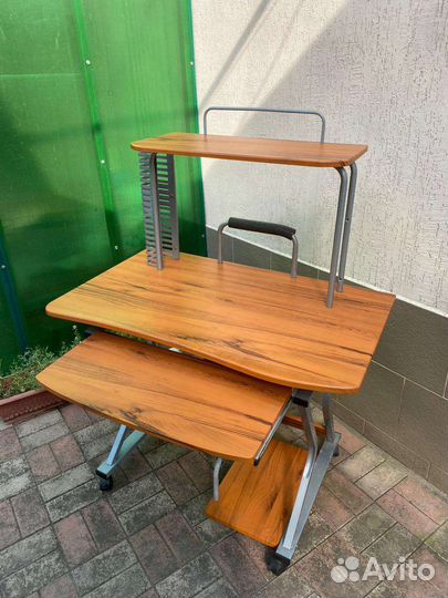 Компьютерный стол бу