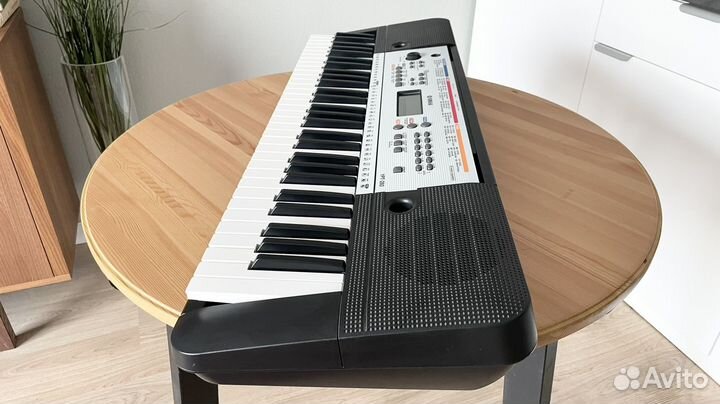 Синтезатор Yamaha YPT-260