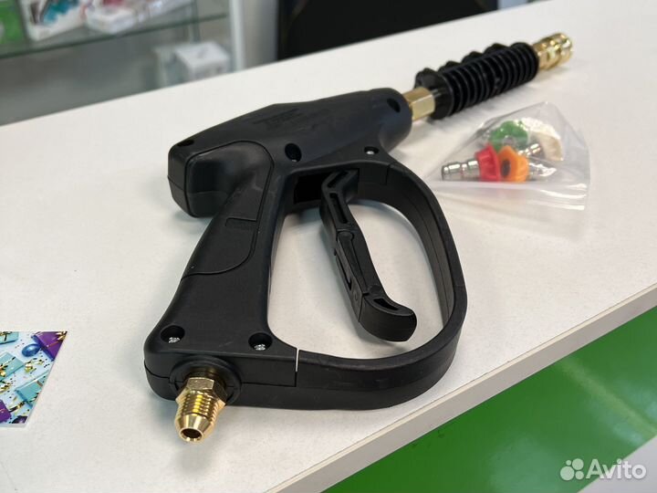 Пистолет для мойки с пеногенератором 4 фрезы