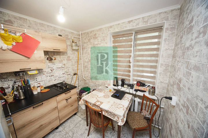 2-к. квартира, 42,8 м², 1/5 эт.