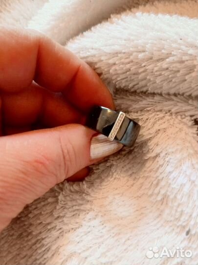 Кольцо из керамики