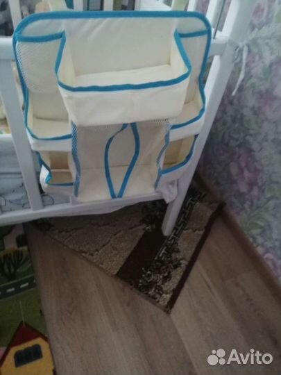 Органайзер подвесной для кроватки