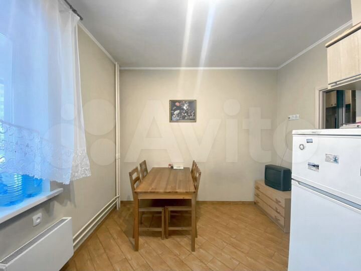 2-к. квартира, 70 м², 3/17 эт.