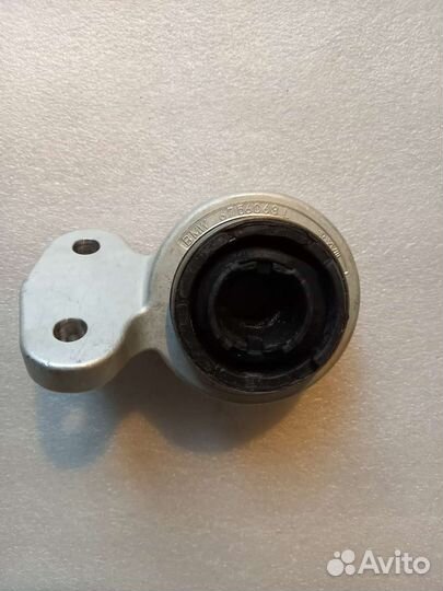Сайлентблок bmw e46, e85, e86