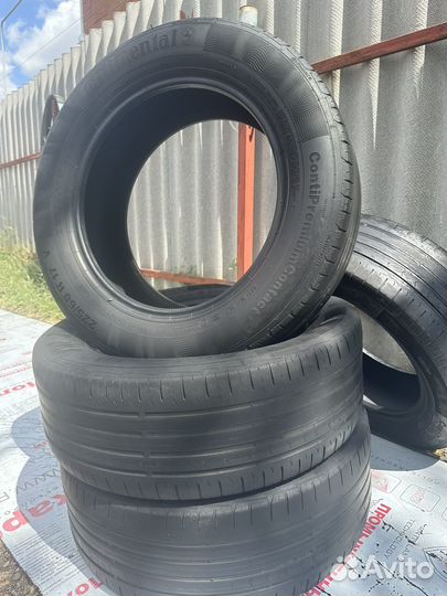 Continental ContiPremiumContact 5 225/60 R17