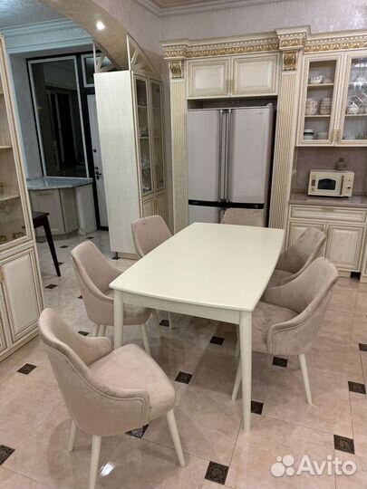 Качественный стол.Оплата при получении