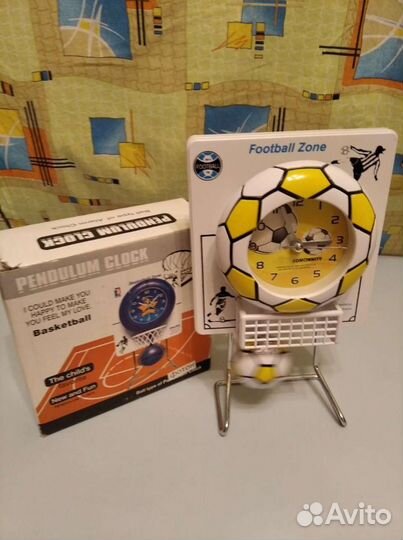 Часы футбол