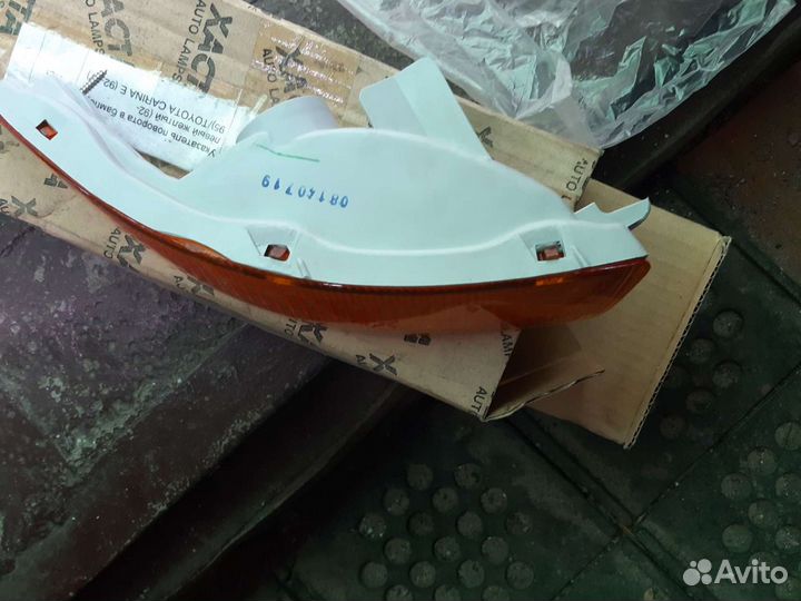 Указатель поворота Тойота