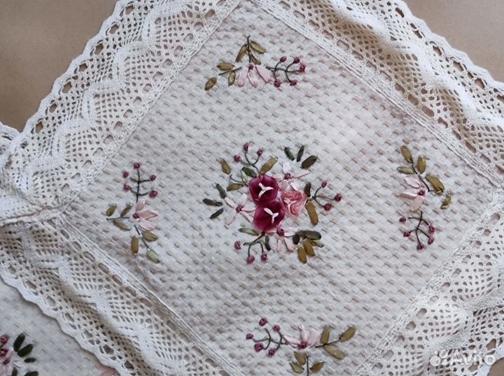 Наволочки с вышивкой,декоративные для подушек