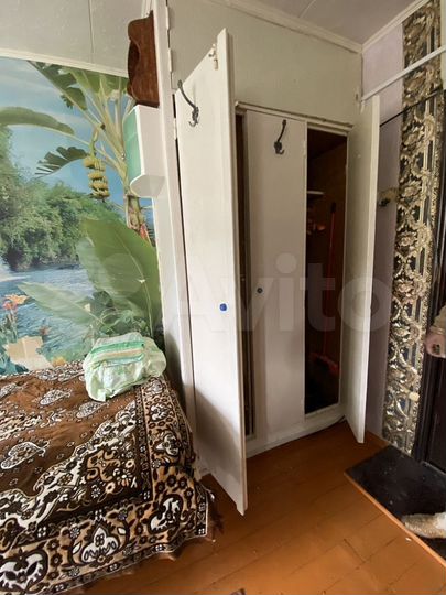 Комната 14 м² в > 9-к., 3/5 эт.