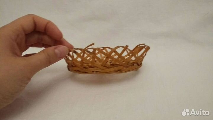 Плетеные корзинки в виде сердец и гриб