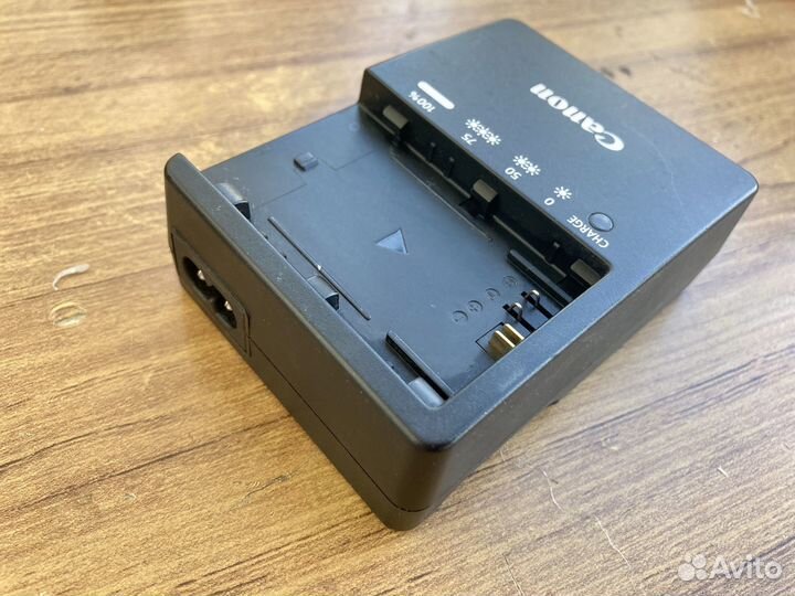 Зарядное устройство для фотоаппарата canon