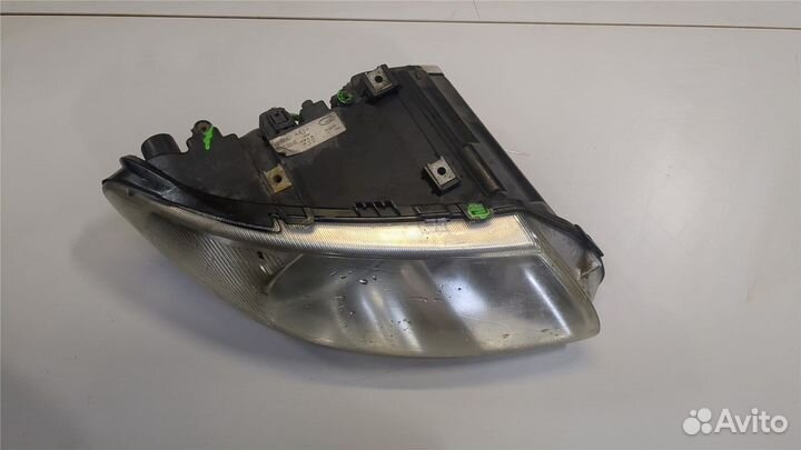 Фара (передняя) Chrysler Voyager, 2006