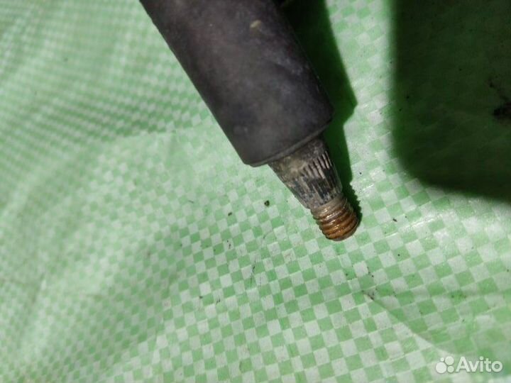 Трапеция стеклоочистителей Audi 100 седан 2.5 AAT