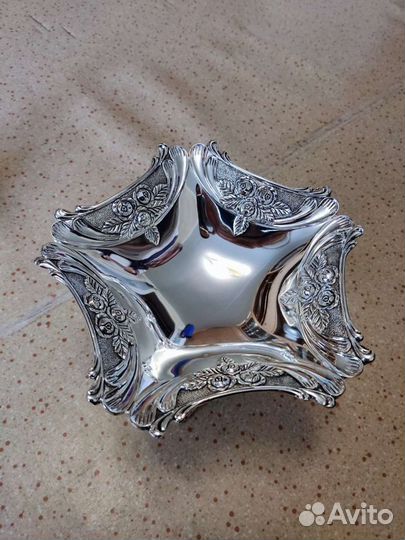 Посуда стальная с никель-серебряным покрытием