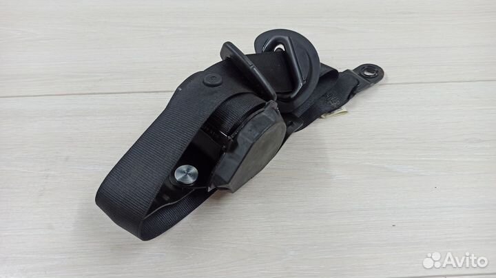 Ремень безопасности задний черный BMW X5 E70