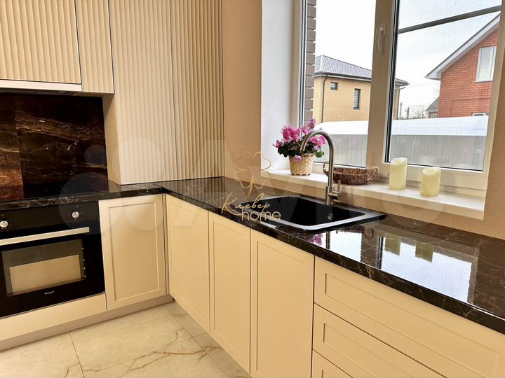 Дом 138 м² на участке 5 сот.