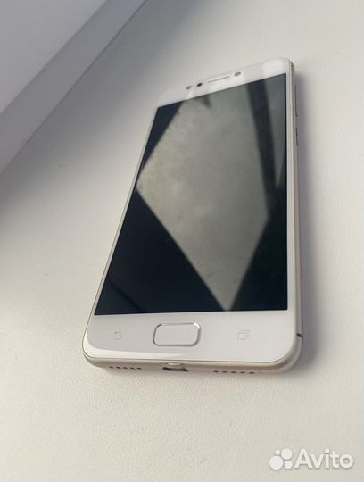 ASUS ZenFone 4 Max ZC520KL 32Gb, 3/32 ГБ