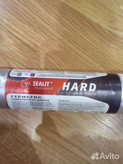 Акриловый герметик по дереву