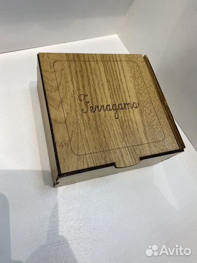 Коробка подарочная деревянная