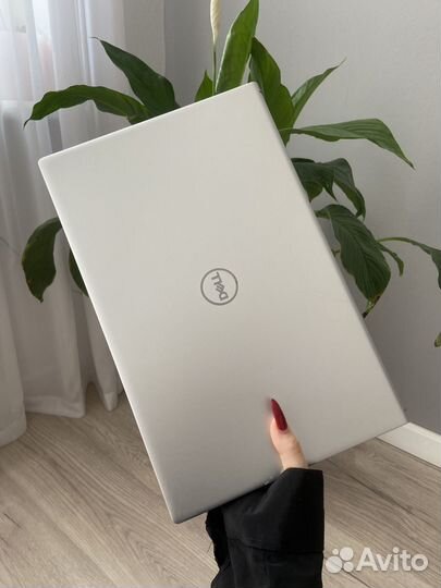 Ноутбук dell inspiron 5515