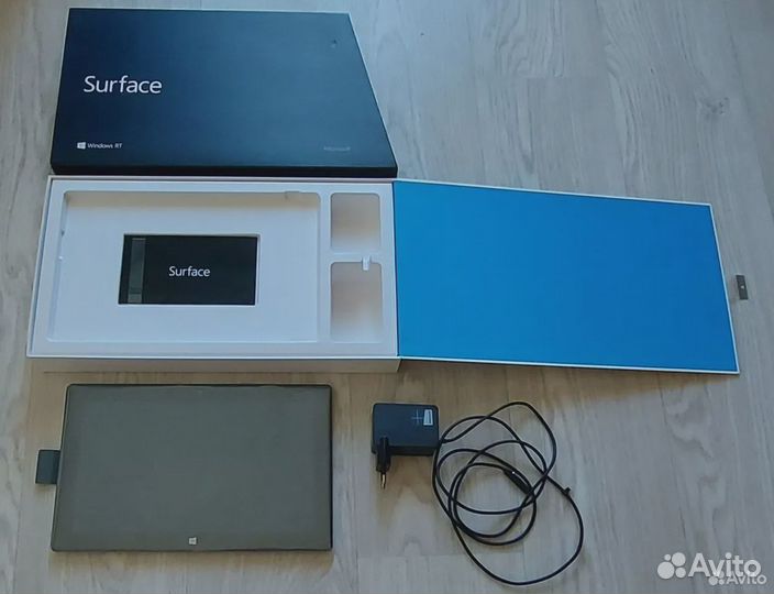 Планшет Microsoft Surface Windows RT 64 Gb